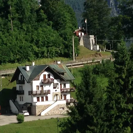 Апартаменты La Casa Di Monte Ricco *