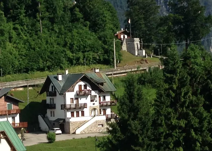 Апартаменты La Casa Di Monte Ricco *